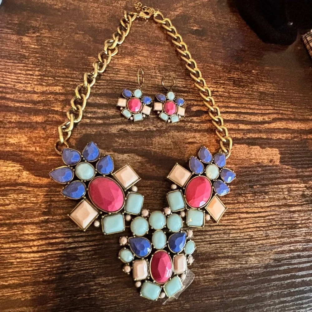 Vintage Multicolor Statement Floral Bib Necklace and Earrings‎ Set 22